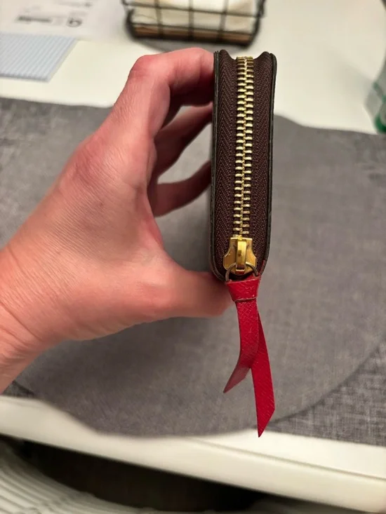 Louis Vuitton Red & Brown Damier Zip Card Wallet - Picture 4 of 12